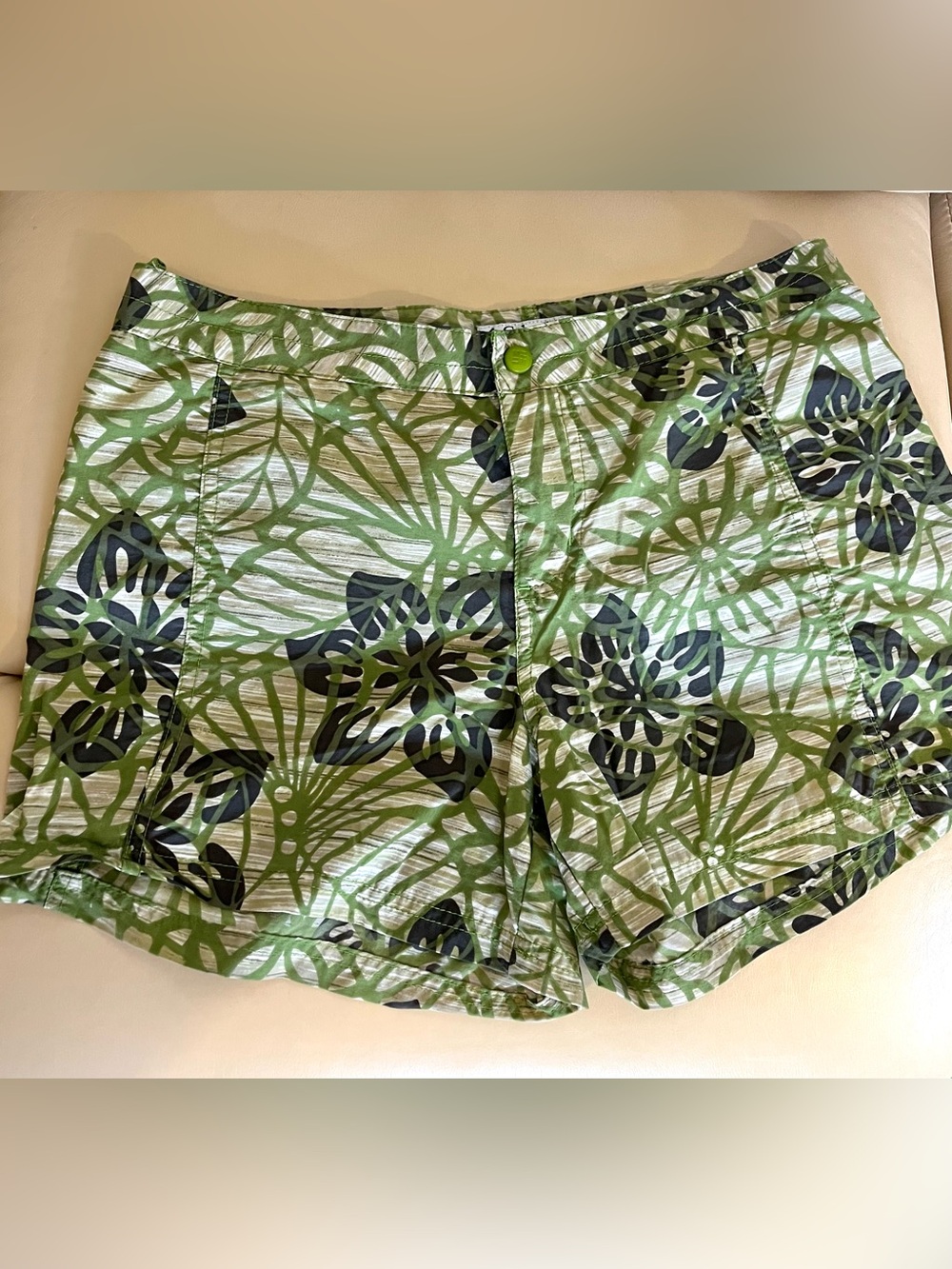 Women’s Columbia Shorts